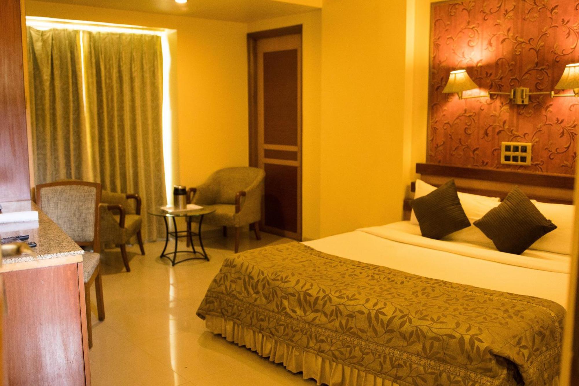 Hotel Deccan Royaale, Shivajinagar بونة المظهر الخارجي الصورة