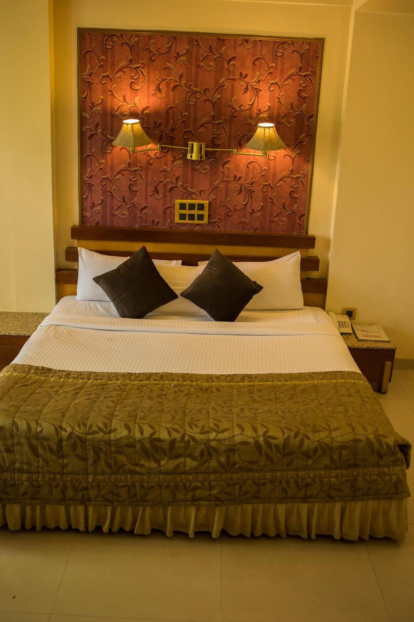 Hotel Deccan Royaale, Shivajinagar بونة المظهر الخارجي الصورة