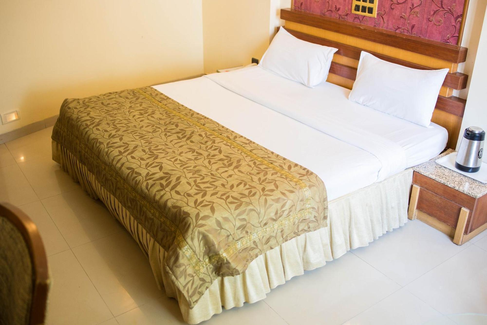Hotel Deccan Royaale, Shivajinagar بونة المظهر الخارجي الصورة
