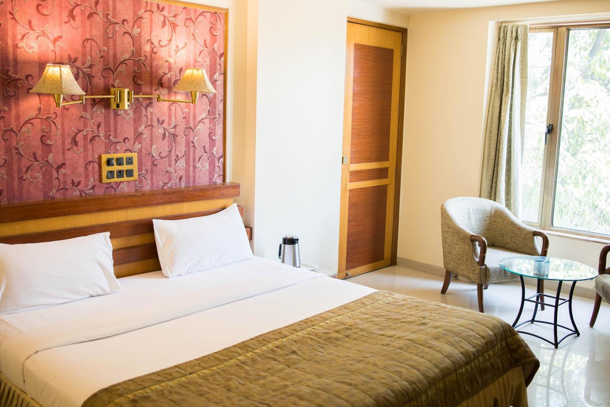 Hotel Deccan Royaale, Shivajinagar بونة المظهر الخارجي الصورة