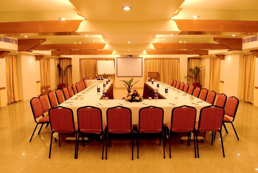 Hotel Deccan Royaale, Shivajinagar بونة المظهر الخارجي الصورة